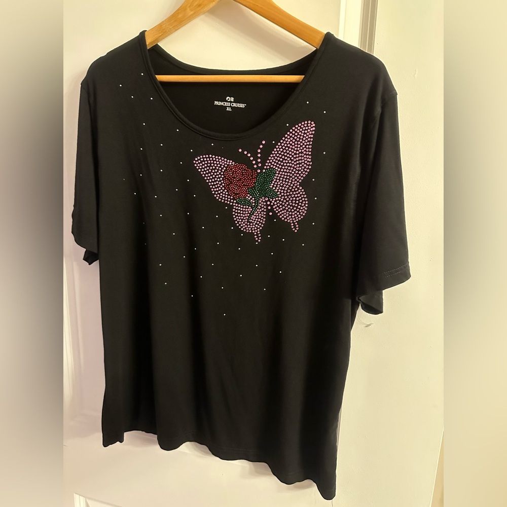 Princess cruises women’s XL rhinestone butterfly  top. Super soft
